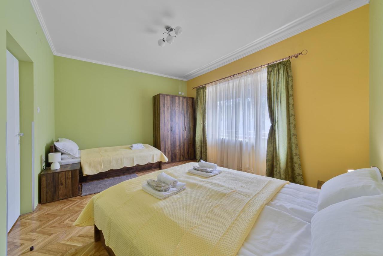 Dumalux Corner Apartment Subotica Exterior photo